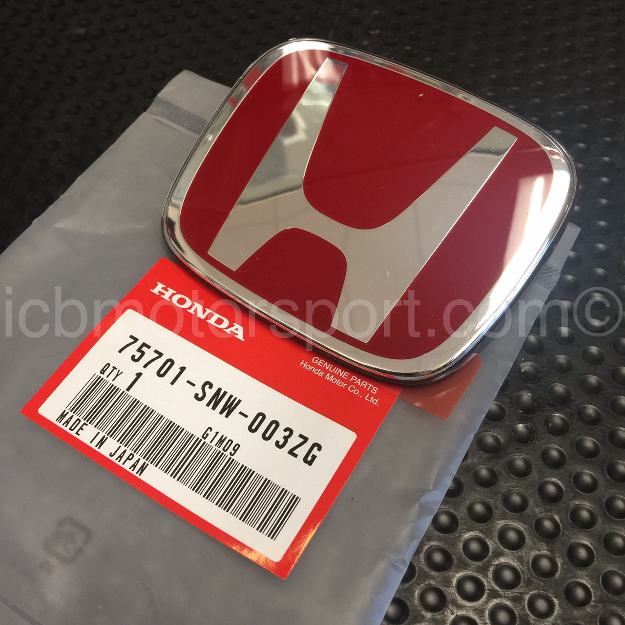 JDM Honda Civic FD2 Type R 0611 Rear Red H Emblem JDM Trunks Only