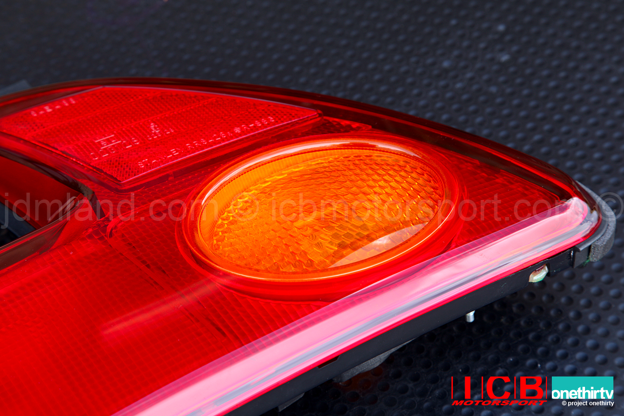 JDM Honda NSX NA2 TypeR TailLight Set With Red "H" Emblem