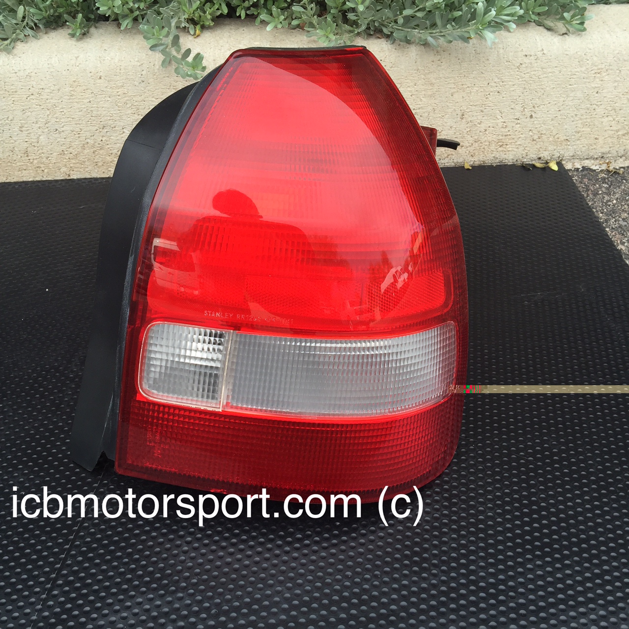 JDM Used EK9 Civic Type R 99 00 Rear Tail Lights