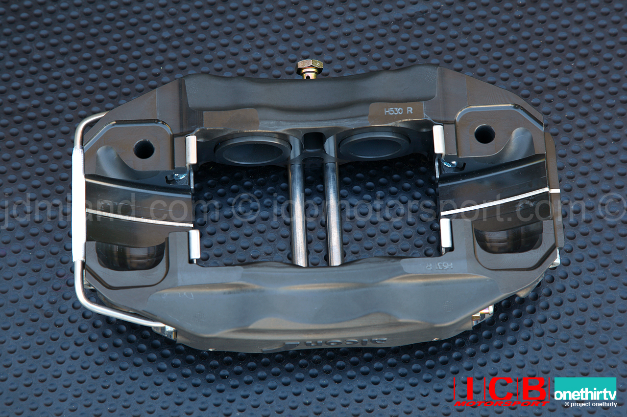 Alcon Calipers w/ 295mm/11.6" Rotors Brake Kit 5X114.3 Civic