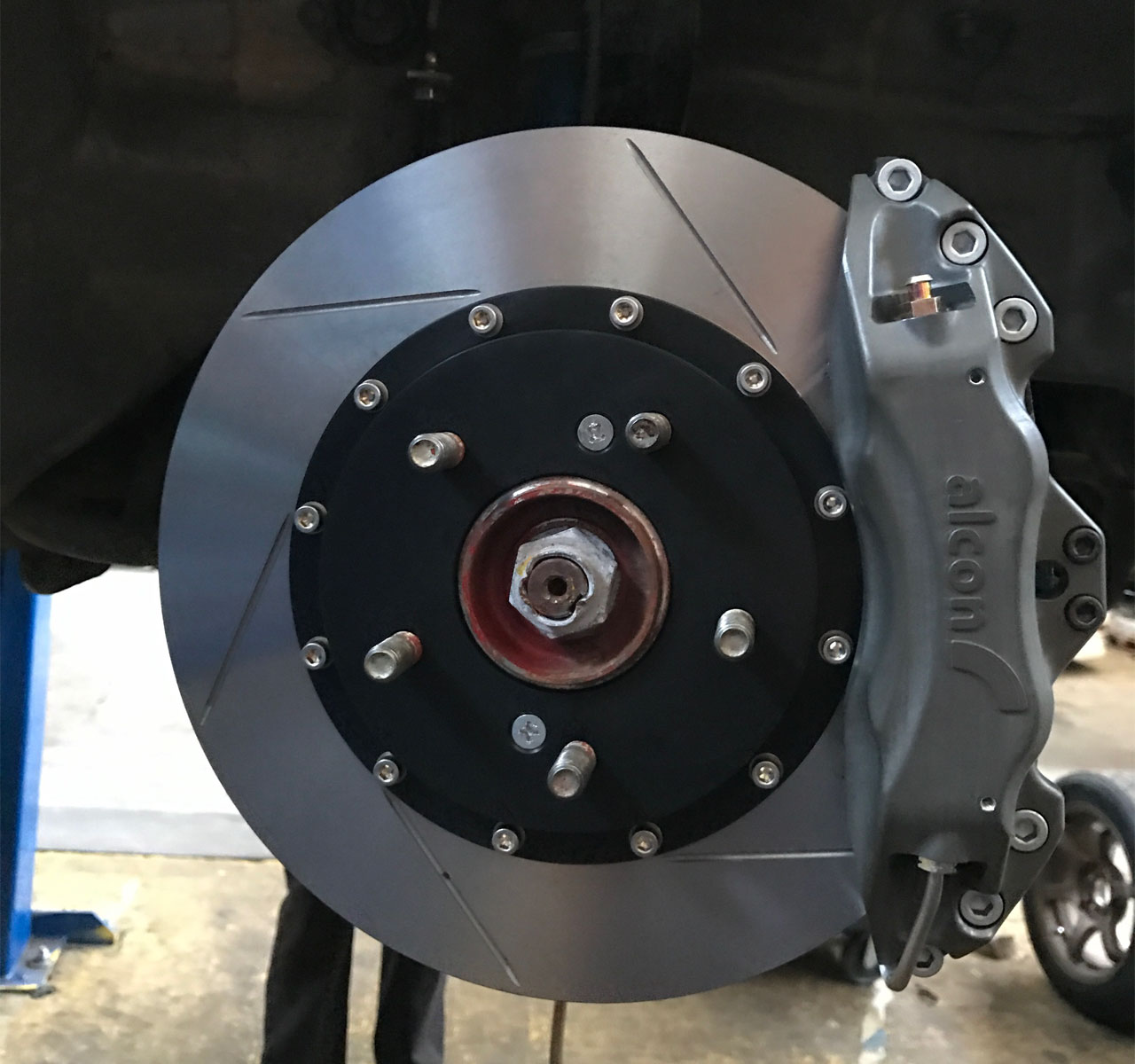 Alcon Calipers w/ 295mm/11.6" Rotors Brake Kit 5X114.3 Civic